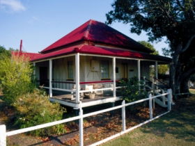 Mayes Cottage Museum - Tourism Guide 0