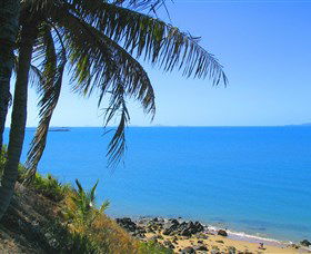 Eimeo Beach - Cruises Travel 0