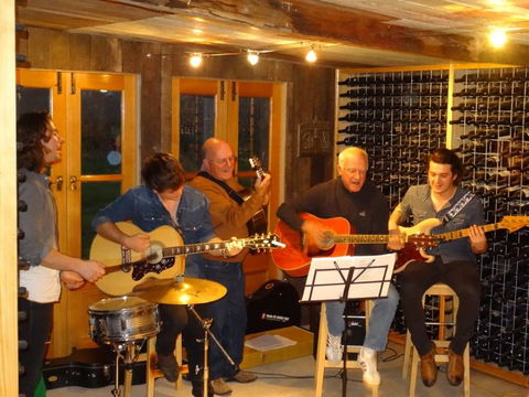 Munari Wines - Travel Agents 3