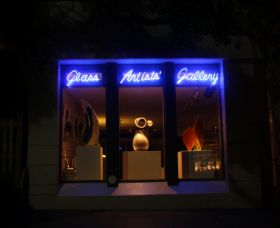 Glass Artists Gallery - Tourism Guide 0