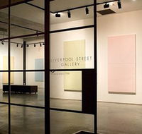 Liverpool Street Gallery - Cruises Travel