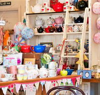 The Berry Tea Shop - Travel Agents