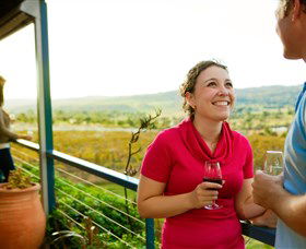 Oaks Estate NSW Travel Agents