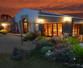 Snowy Vineyard And Microbrewery - Travel Agents 0