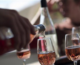 Four Winds Vineyard Cellar Door - Travel Agents 1