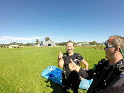 Skydive Sydney North Coast - Tourism Guide 6