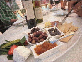 Johnston Oakbank Cellar Door - Tourism Guide 3