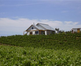 Zig Zag Rd Winery - Tourism Guide 0