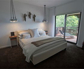 Feathertop Winery - Tourism Guide 6