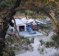 Pyramids Road Wines - Tourism Guide