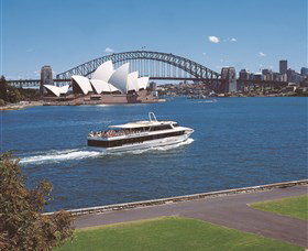 Ross Garden Tours - Tourism Guide 1