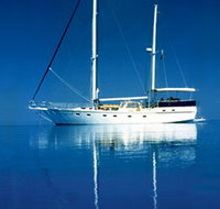 A Luxury Yacht on Sydney Harbour - Tourism Guide
