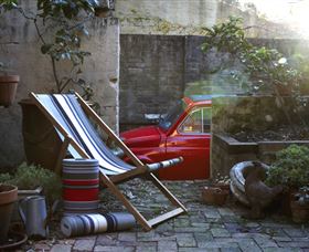 Ici Et La - Travel Agents 0