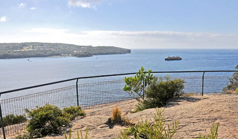 Arabanoo Lookout At Dobroyd Head - Tourism Guide 2