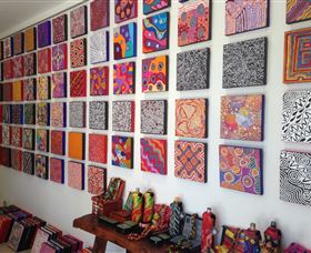 Bouddi Gallery - Contemporary Aboriginal Art - Cruises Travel 1