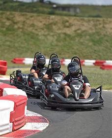 Luddenham Raceway - Cruises Travel 3