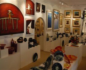 Articles Fine Art Gallery - Tourism Guide 0