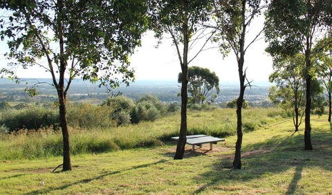 Turkeys Nest Picnic Area And Lookout - Tourism Guide 0