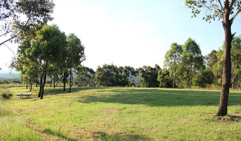 Turkeys Nest Picnic Area And Lookout - Tourism Guide 1