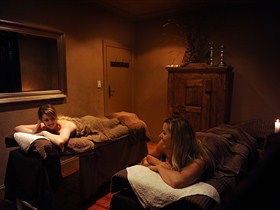 Cocos Hair And Day Spa - Tourism Guide 1