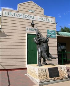 Jack Howe Sculpture And Gallery - Tourism Guide 0
