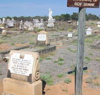 Blackall Cemetery - Tourism Guide