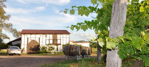 Bell River Estate Winery - Travel Agents 1