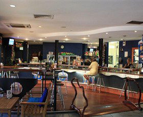 Humpty Doo Tavern - Cruises Travel 0