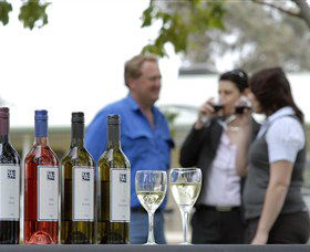Woolaway Wines - Cruises Travel 2