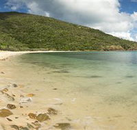 Connie Bay on Keswick Island - Tourism Guide