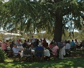 Lake Moodemere Estate - Cruises Travel 2