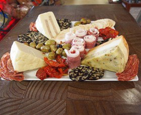 Knights Meats And Deli - Travel Agents 1