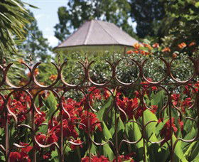 Albury Botanic Gardens - Tourism Guide 6