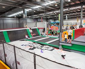 Supatramp Geelong - Tourism Guide 6