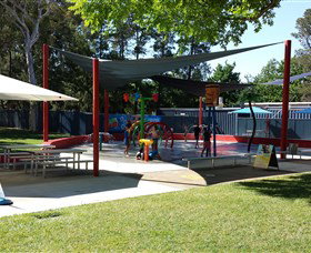 Dickson Aquatic Centre - Travel Agents 2