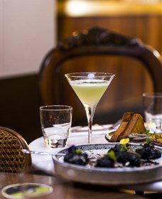 Parlour Wine Room - Tourism Guide 2