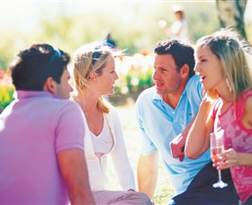 Commonwealth Park - Tourism Guide 4