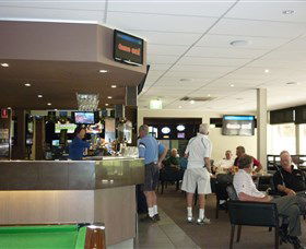 Queanbeyan Golf Club - Travel Agents 1