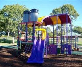 Lake Ellen Heritage Hub And Playground - Tourism Guide 1