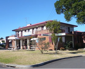 Hotel Oaks - Tourism Guide 0