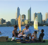 Swan River Foreshore - Tourism Guide