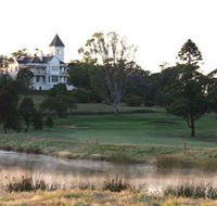 Camelot House - Tourism Guide