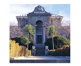 Lambie Town Walk - Tourism Guide 0