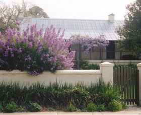 Lambie Town Walk - Tourism Guide 4