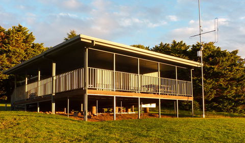 The Green Gully Track - Travel Agents 2