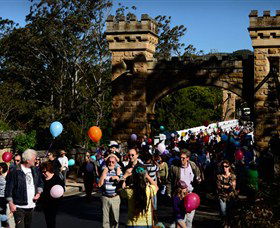 The Hampden Bridge Experience - Tourism Guide 2