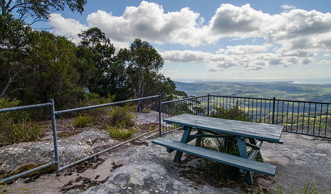 Illawarra Lookout Walking Track - Travel Agents 3