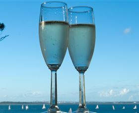 Bundeena RSL Club - Tourism Guide 1