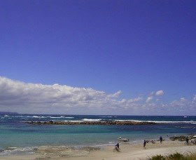 Peaceful Bay - Cruises Travel 0