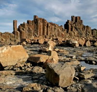 Bombo Headland Kiama - Tourism Guide